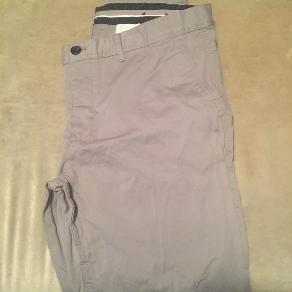 Men’s Zara pants